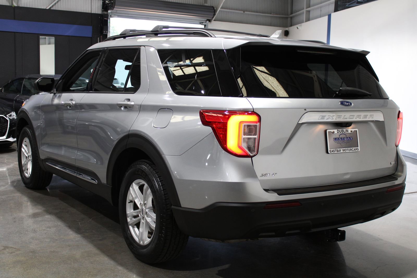 Used 2020 Ford Explorer XLT image 10