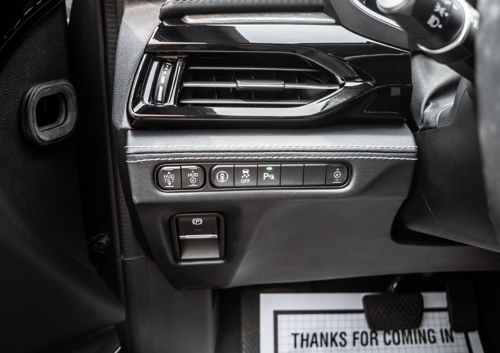 Used 2023 Acura MDX w/ Advance Package AWD/4WD image 18