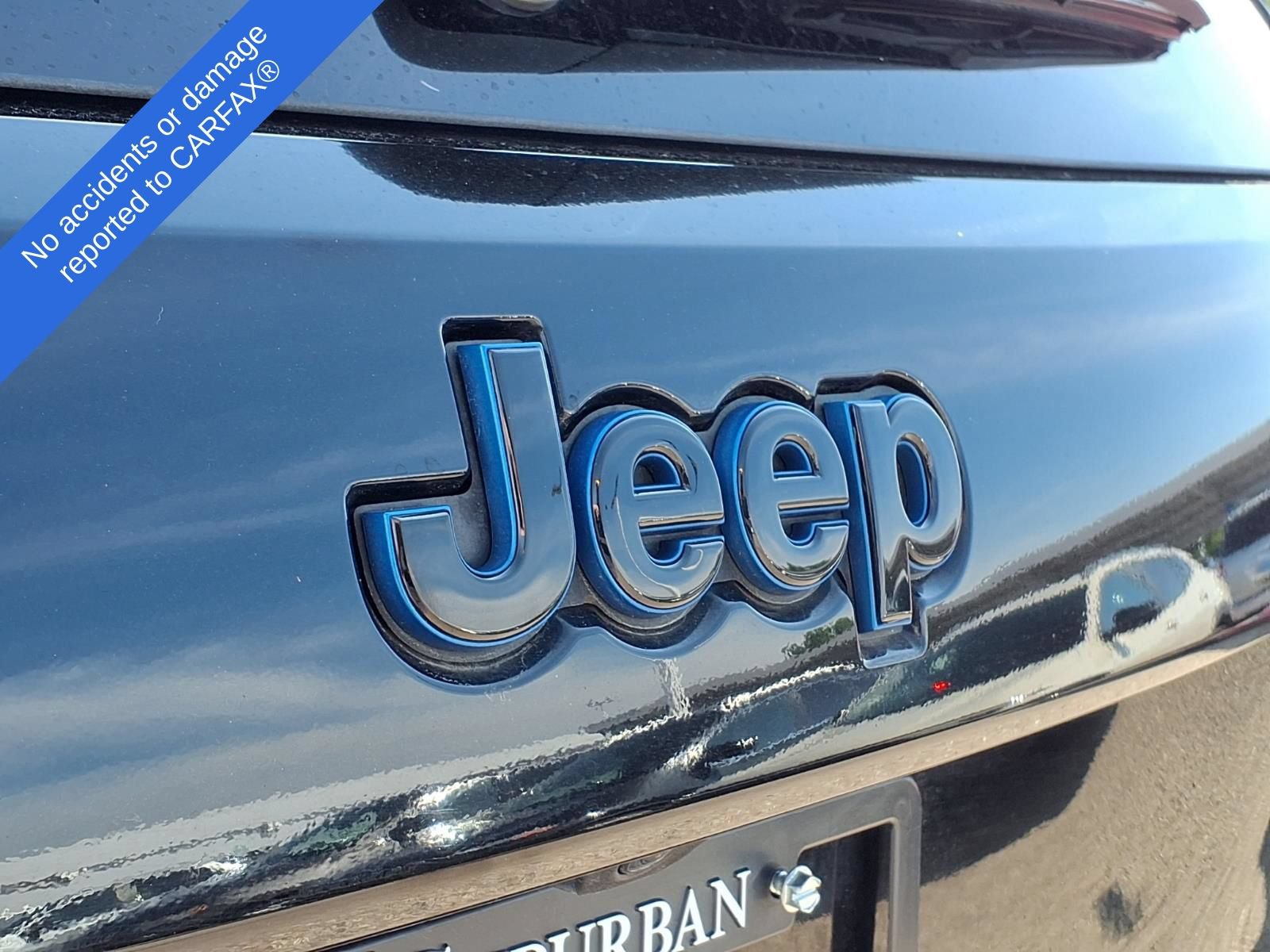 Used 2018 Jeep Grand Cherokee Laredo AWD/4WD image 10