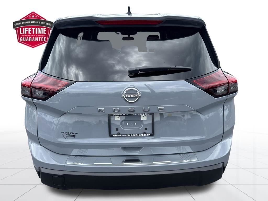 New 2026 Nissan Rogue SV FWD image 5