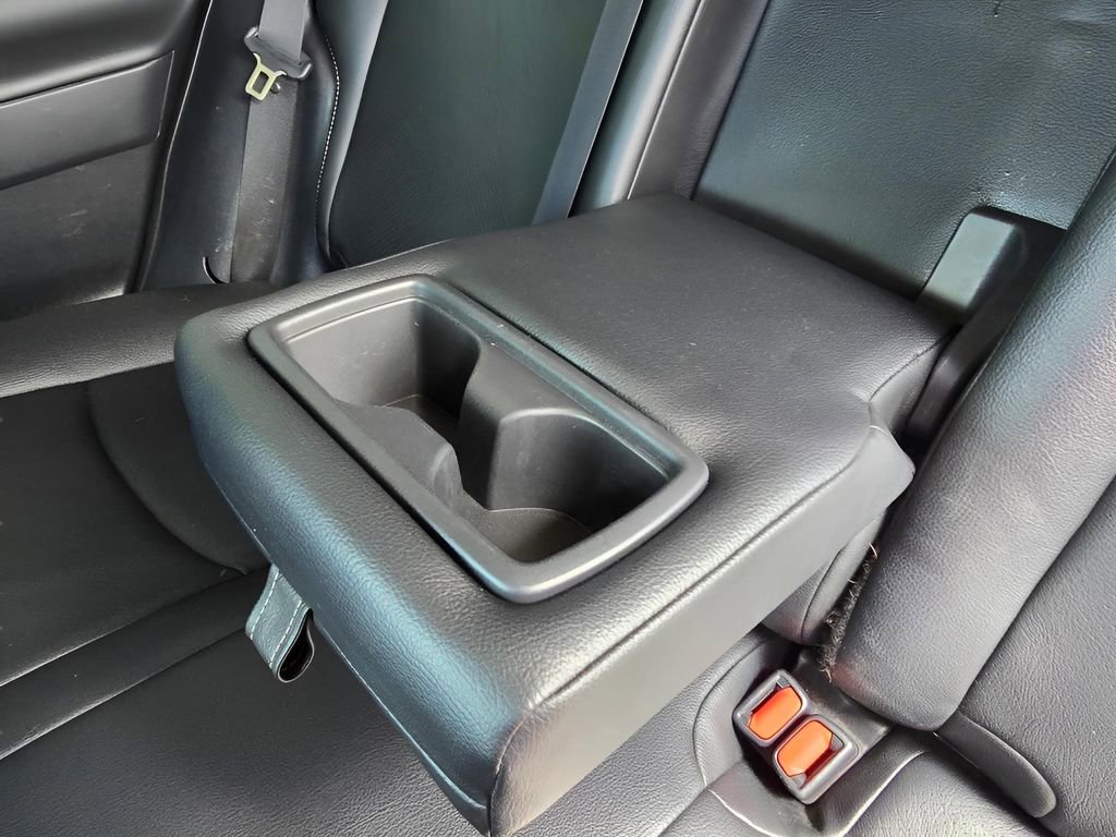 Used 2021 Toyota RAV4 XLE AWD/4WD image 10