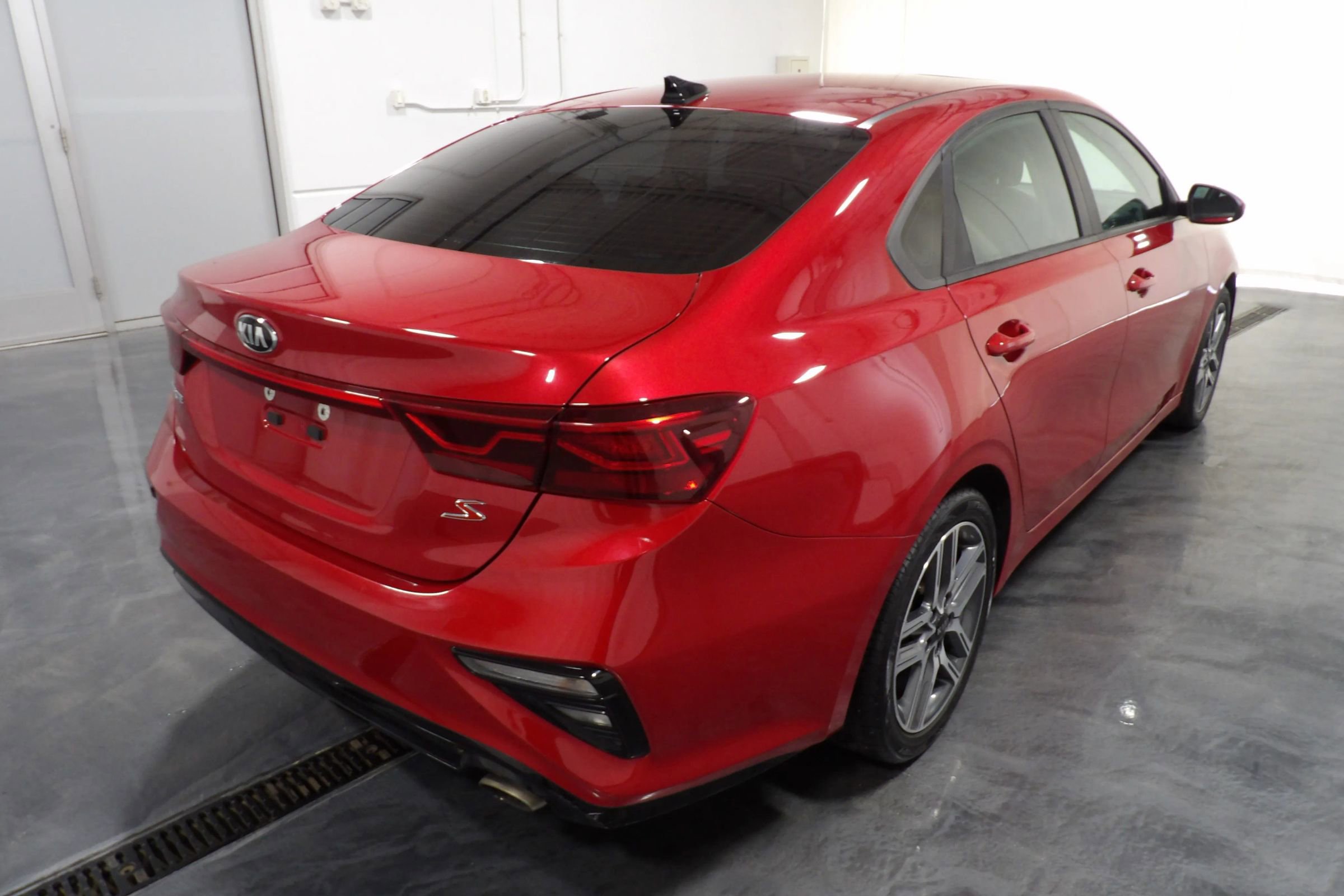 Used 2019 Kia Forte S w/ S Premium Package image 4
