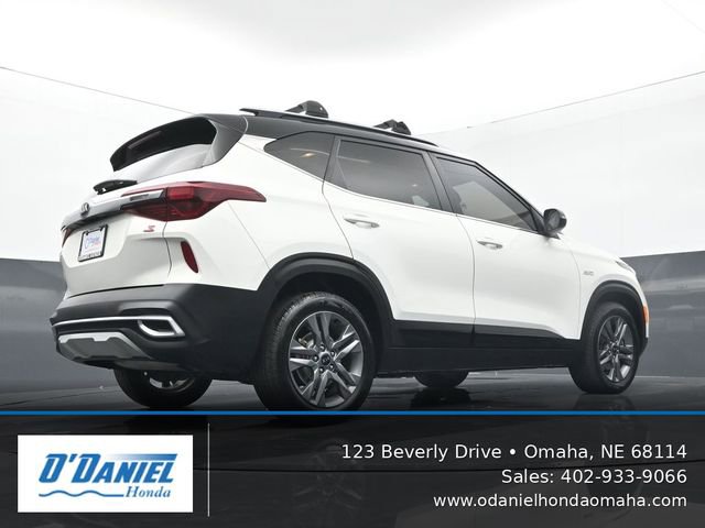 Used 2021 Kia Seltos S AWD/4WD image 12