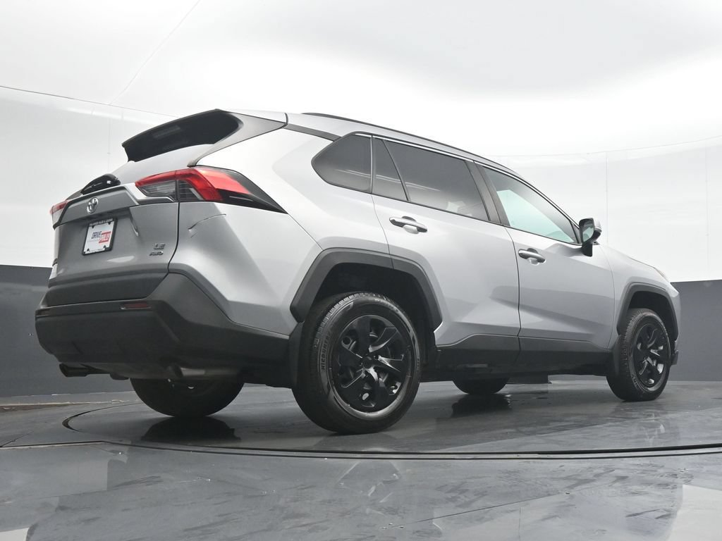 Used 2020 Toyota RAV4 LE w/ All Weather Liner Package AWD/4WD image 30