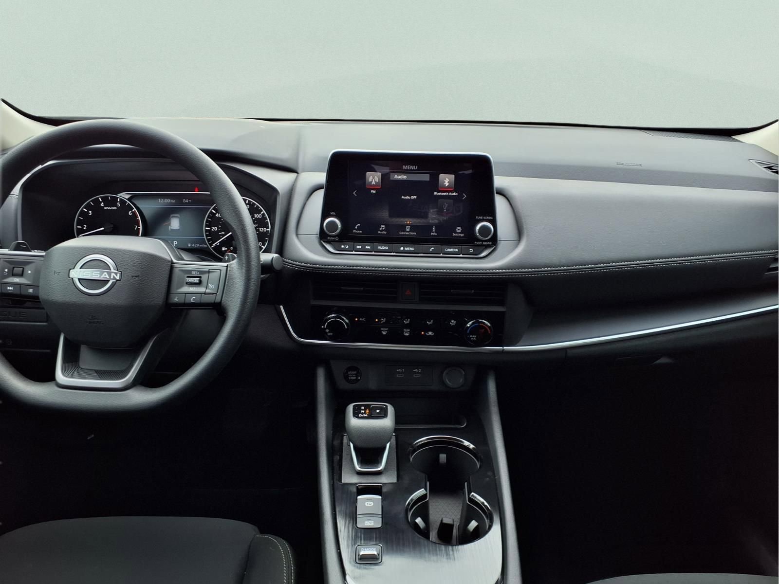 Used 2025 Nissan Rogue S image 15