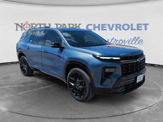 Certified 2024 Chevrolet Traverse RS FWD image 1