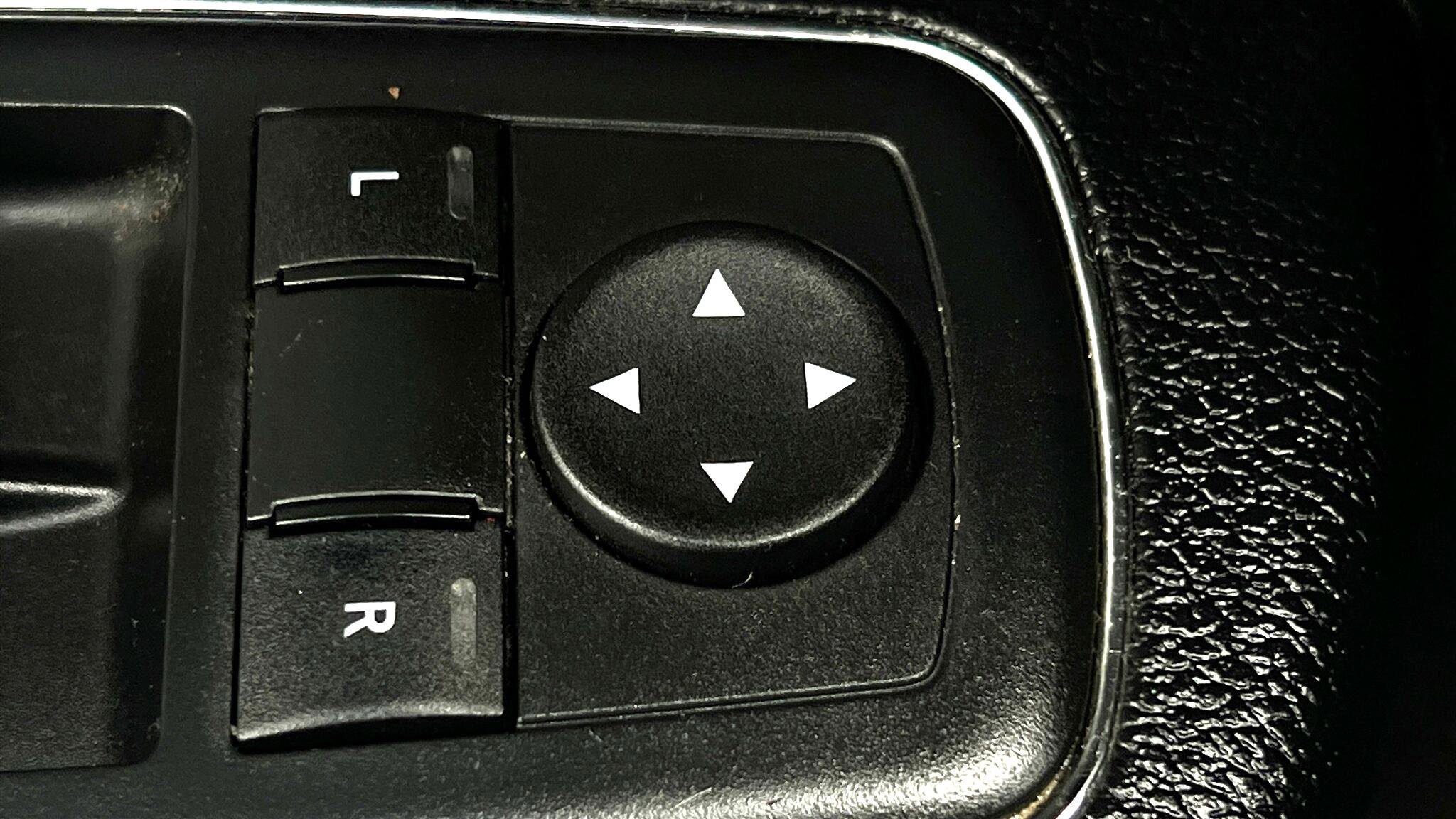 Used 2016 Dodge Charger R/T image 45