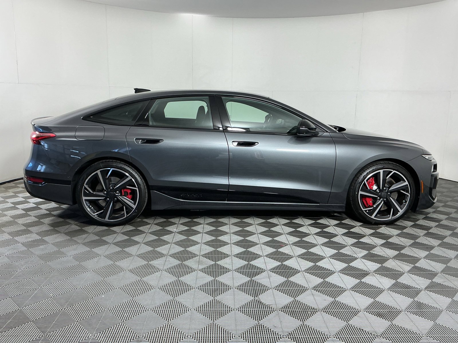 New 2027 Audi S6 e-tron Prestige AWD/4WD image 9