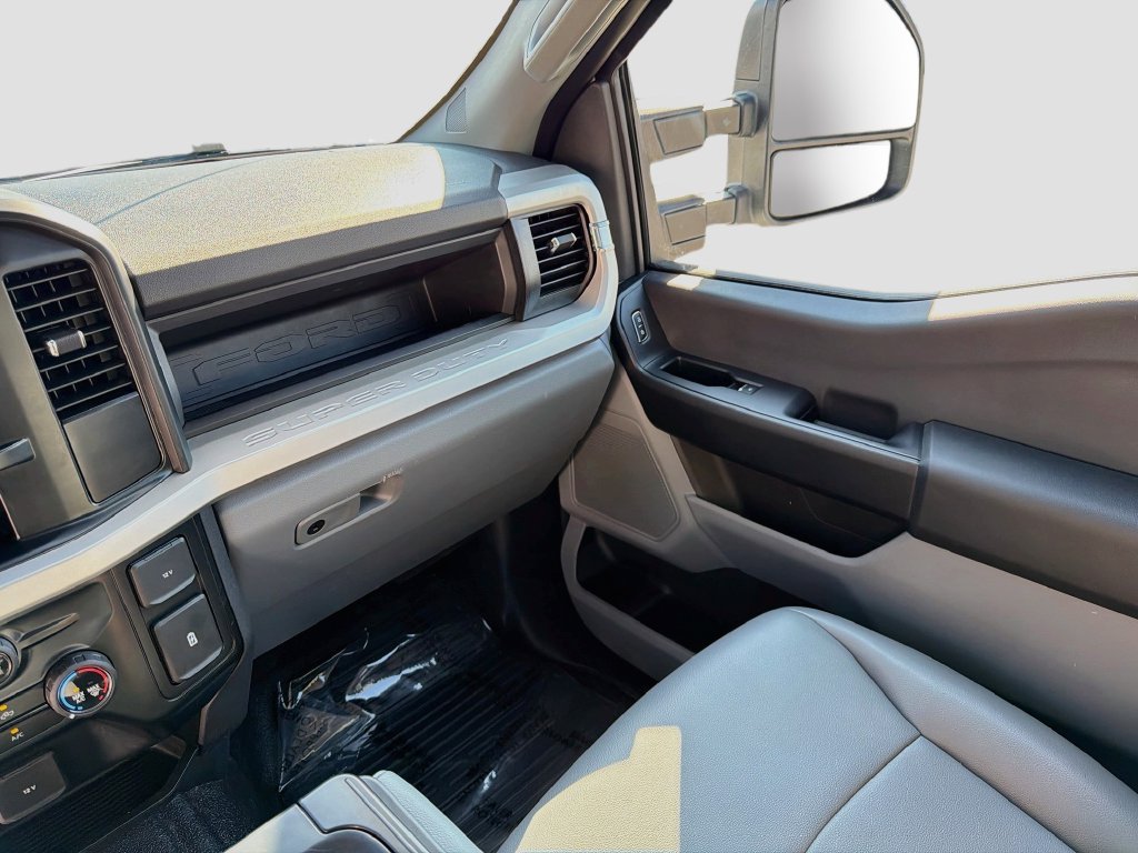 Used 2025 Ford F250 XL w/ FX4 Off-Road Package AWD/4WD image 22