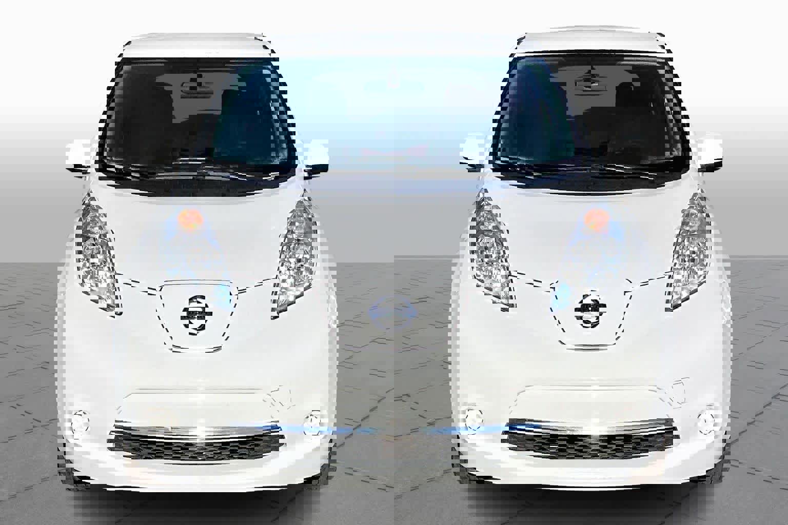 Used 2017 Nissan Leaf S w/ Charge Package image 3