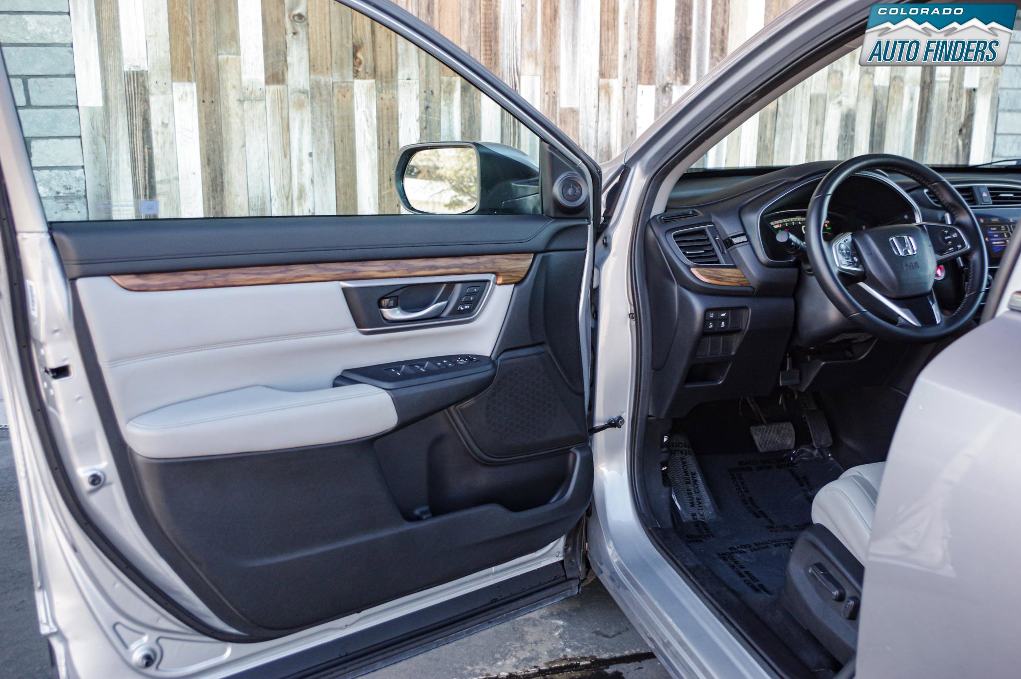 Used 2017 Honda CR-V EX-L image 10