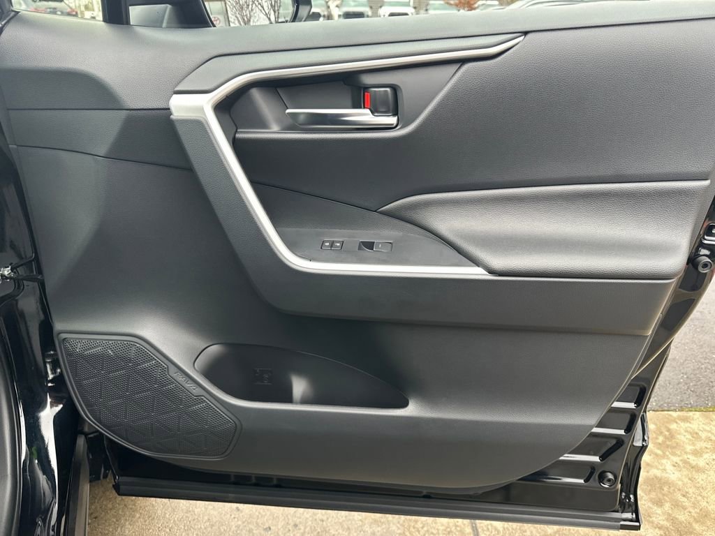 Certified 2025 Toyota RAV4 SE image 16