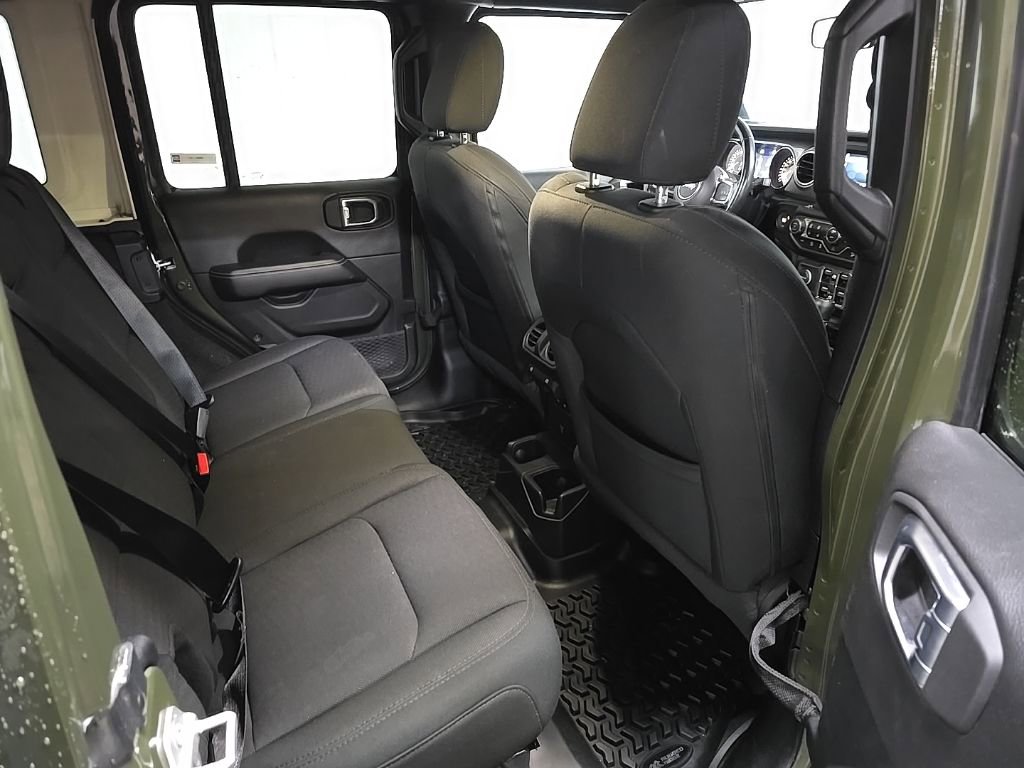 Used 2020 Jeep Wrangler Unlimited Sahara w/ Cold Weather Group image 17
