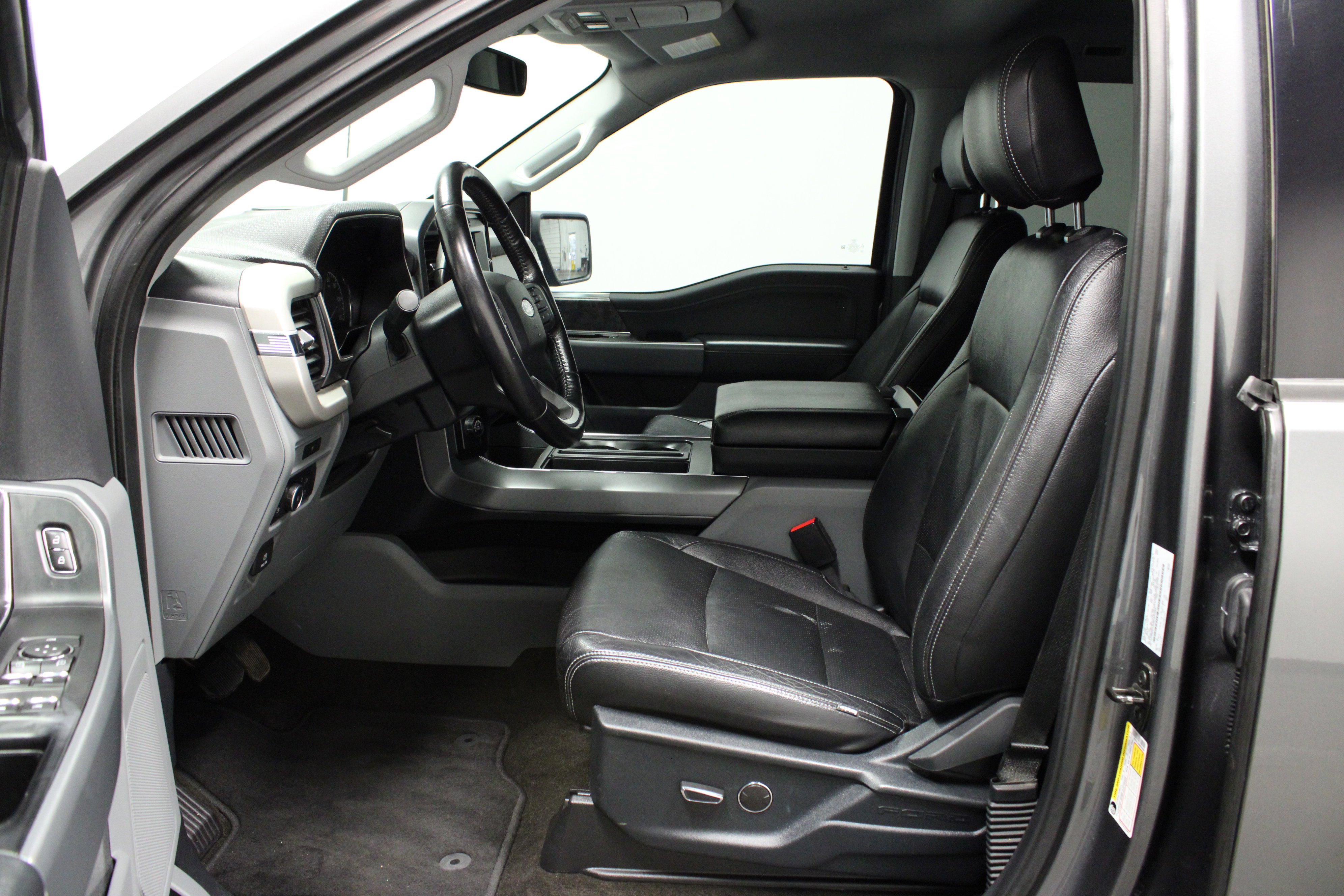 Used 2021 Ford F150 XLT w/ Equipment Group 301A Mid image 17