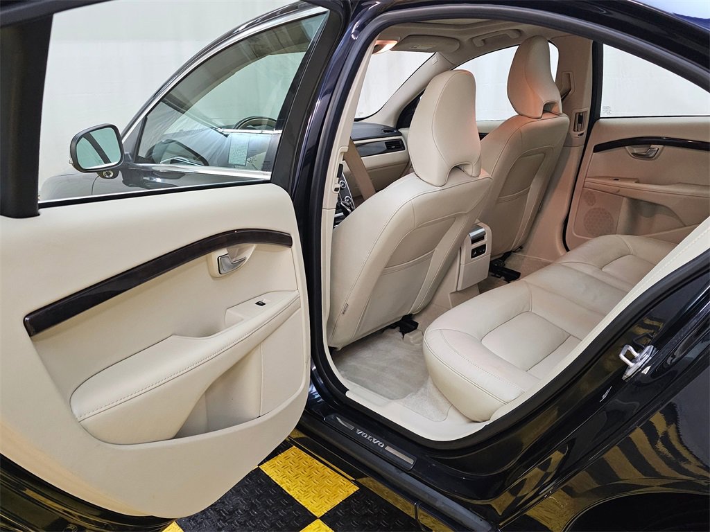Used 2015 Volvo S80 T6 w/ Climate Package image 15