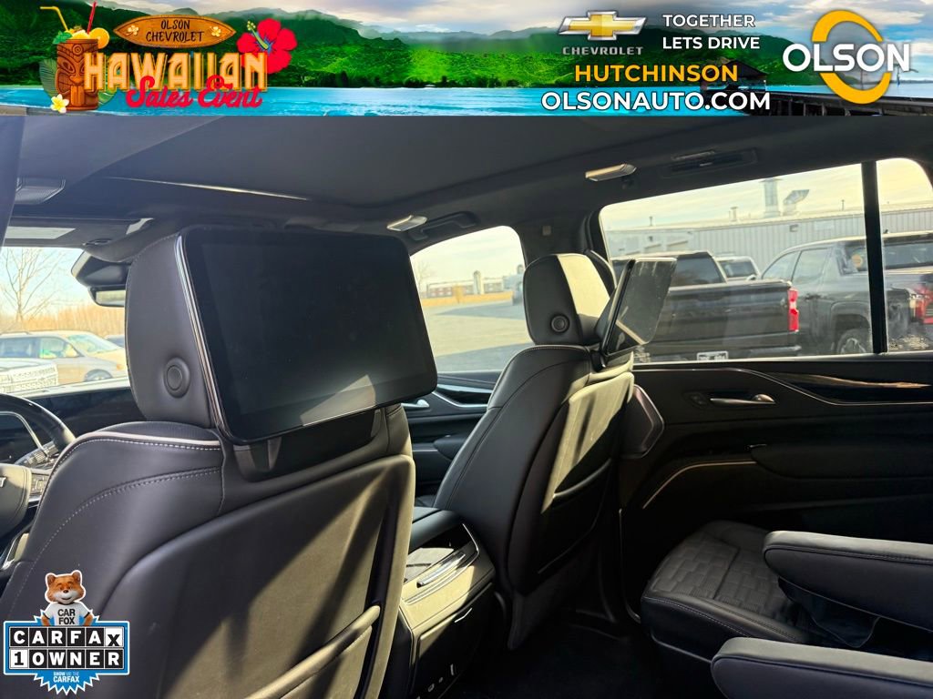Certified 2024 Cadillac Escalade V w/ Heavy-Duty Trailer Package image 15