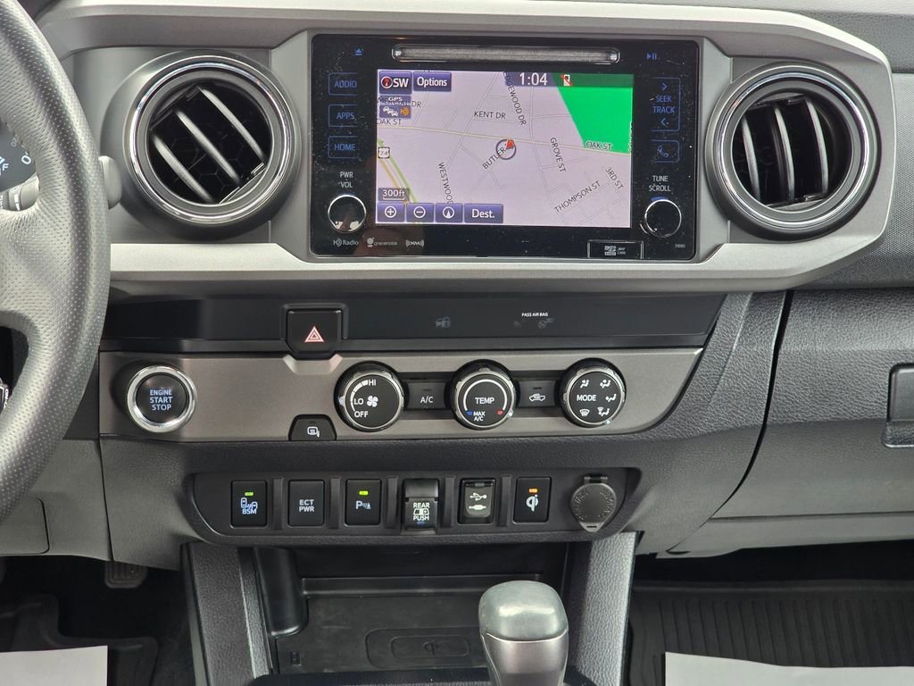 Used 2019 Toyota Tacoma TRD Sport w/ Technology Package image 16