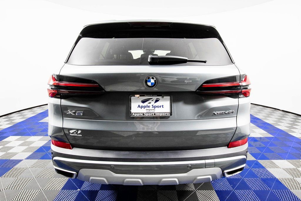 Used 2025 BMW X5 xDrive40i image 6