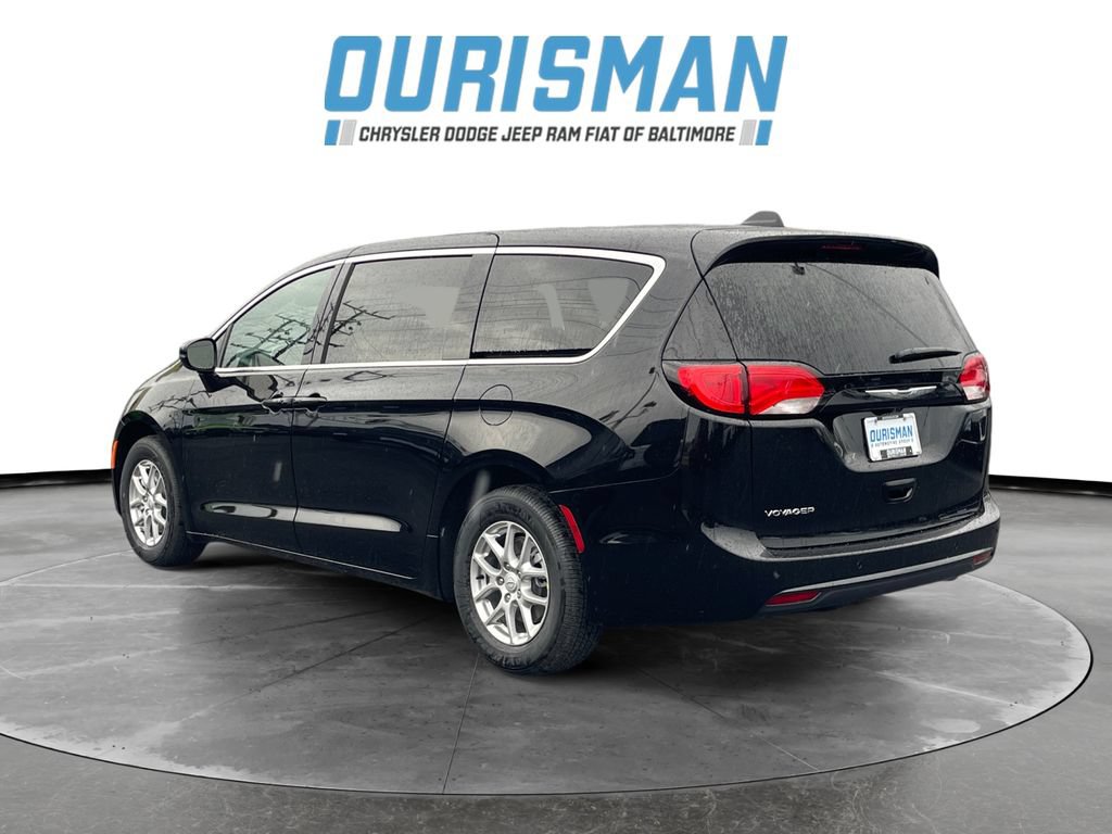 New 2026 Chrysler Voyager LX FWD image 4