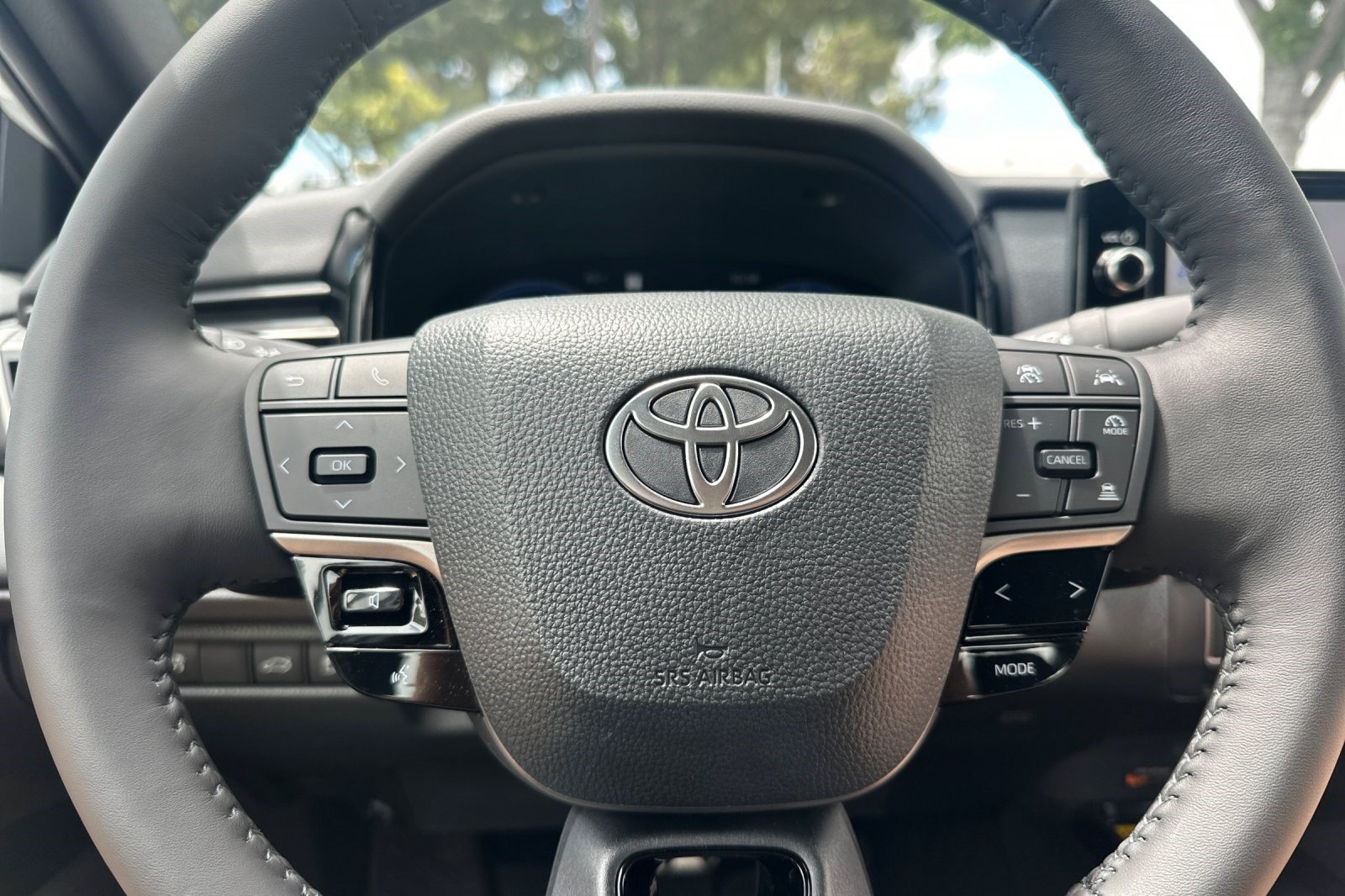 Used 2026 Toyota Camry XSE FWD image 27