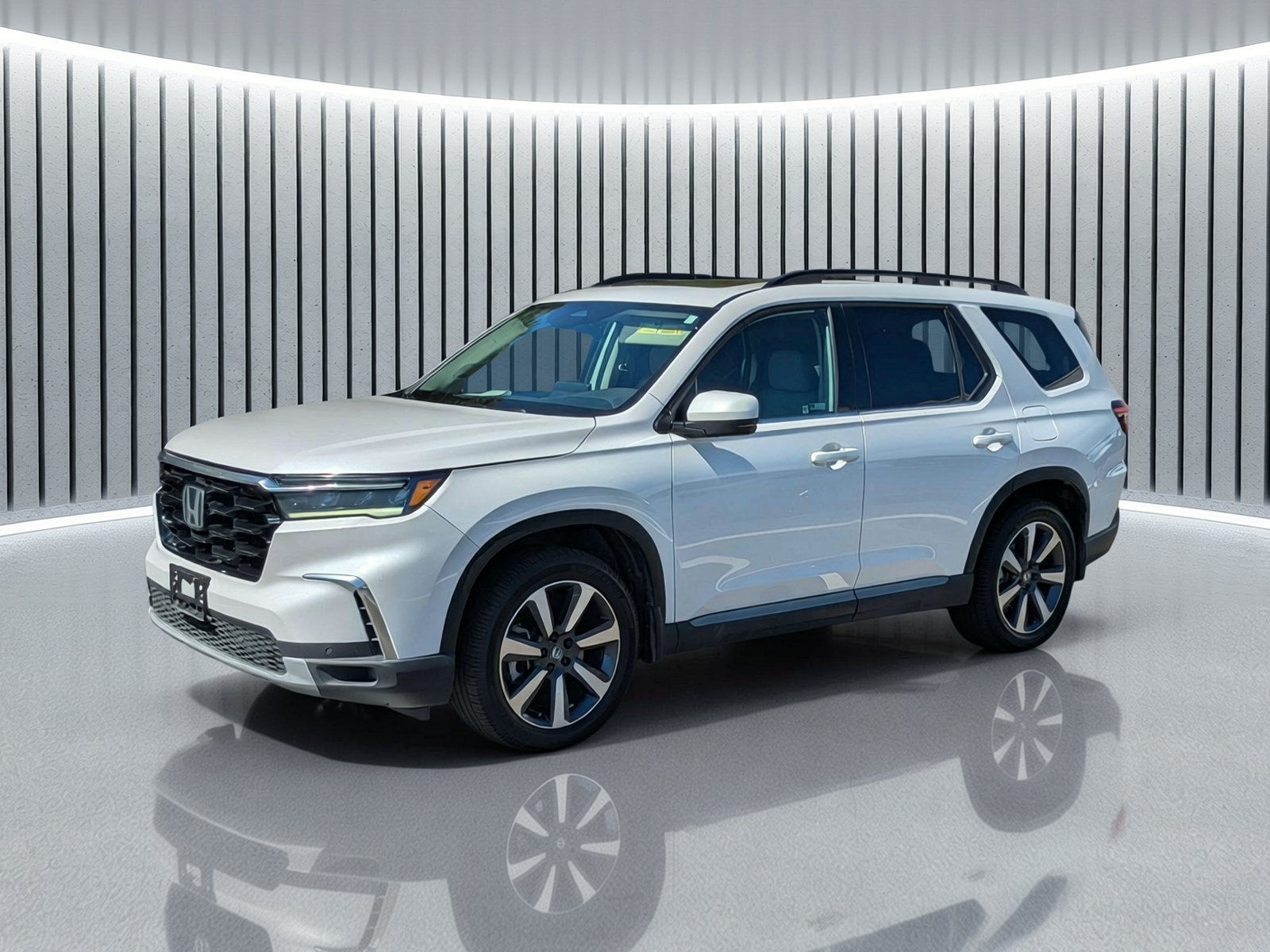 Certified 2023 Honda Pilot Touring image 11