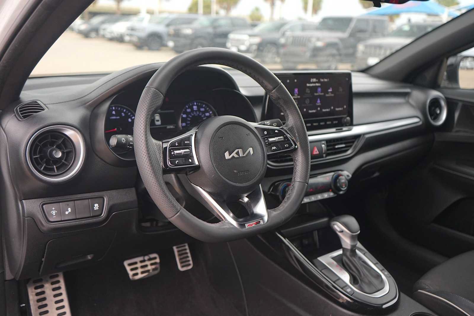 Used 2023 Kia Forte GT-Line FWD image 2