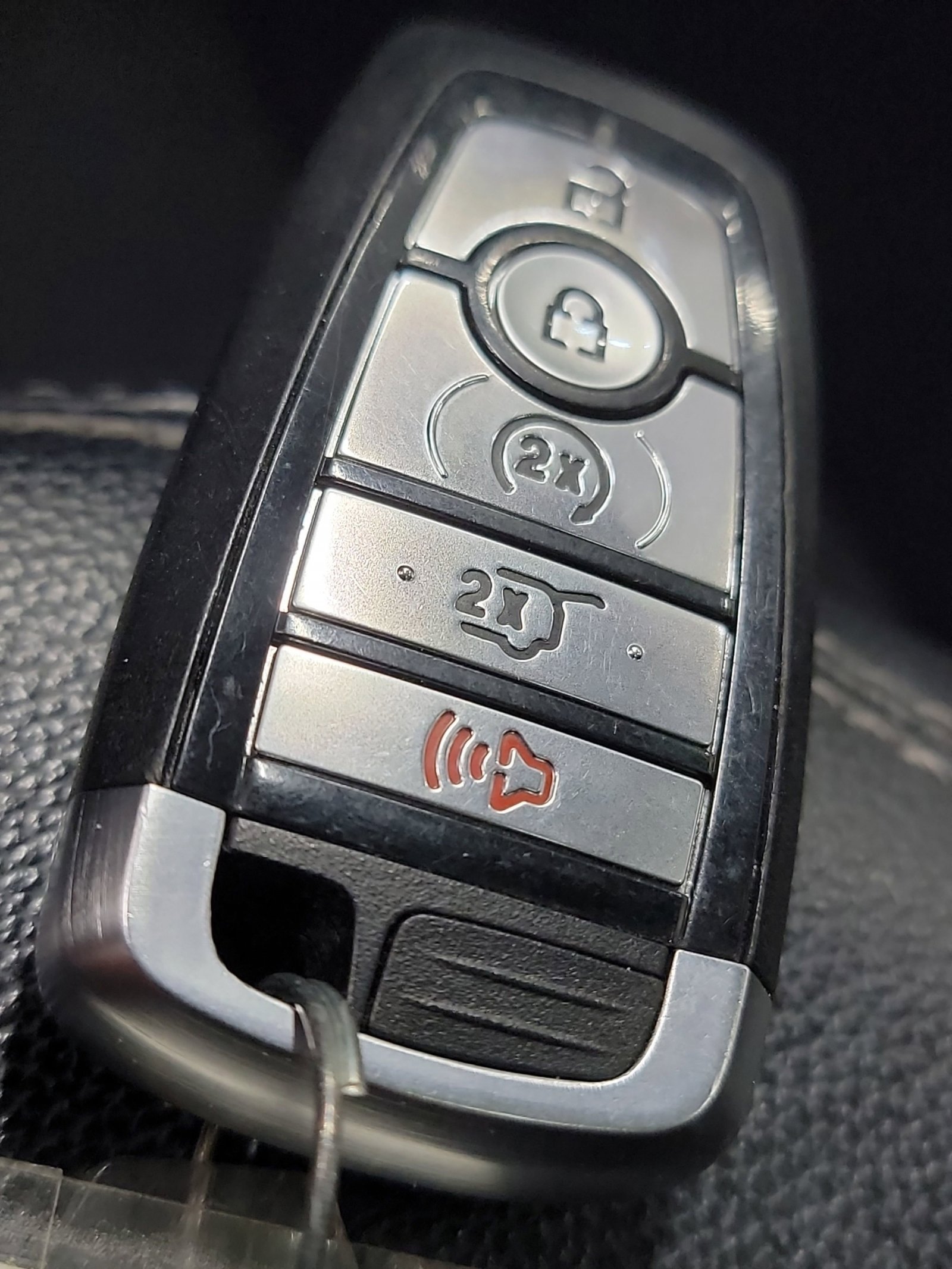 Used 2022 Ford Explorer Limited w/ Equipment Group 301A image 30