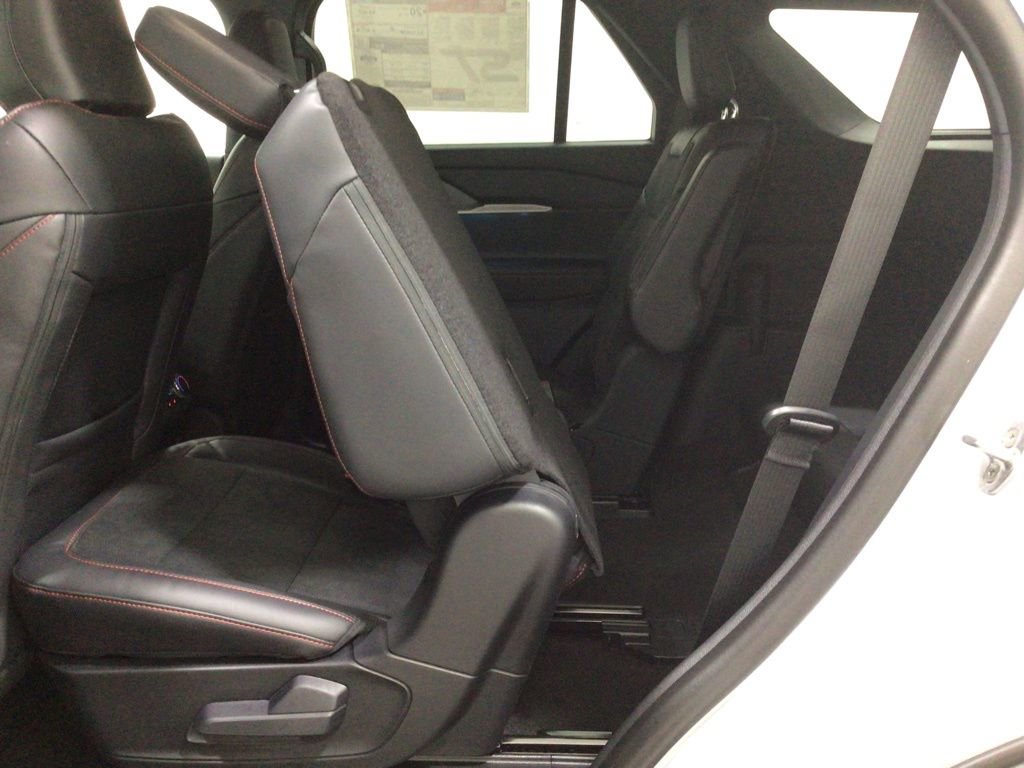 New 2026 Ford Explorer ST image 25