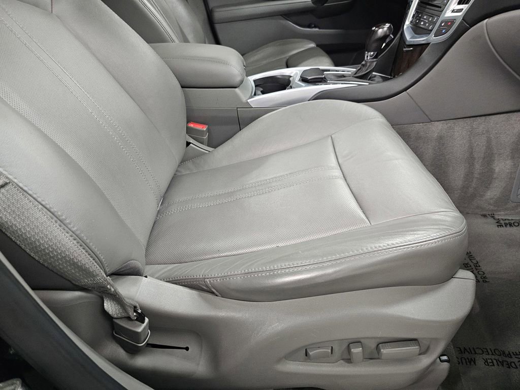 Used 2012 Cadillac SRX Luxury FWD image 24