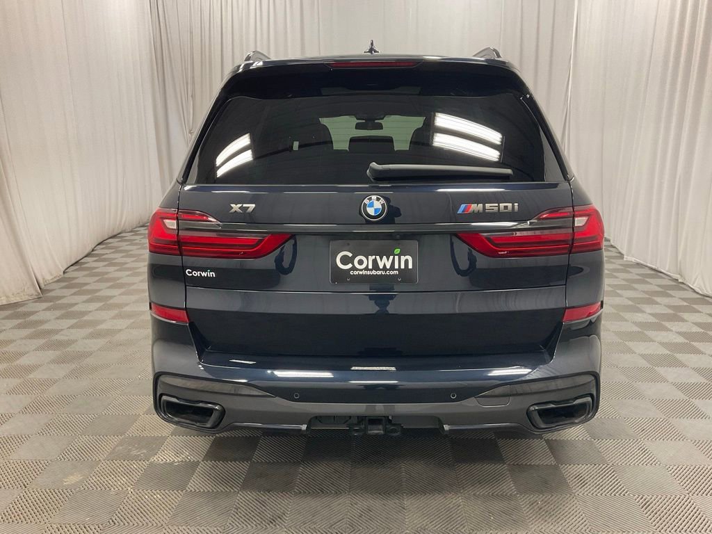 Used 2021 BMW X7 M50i image 5