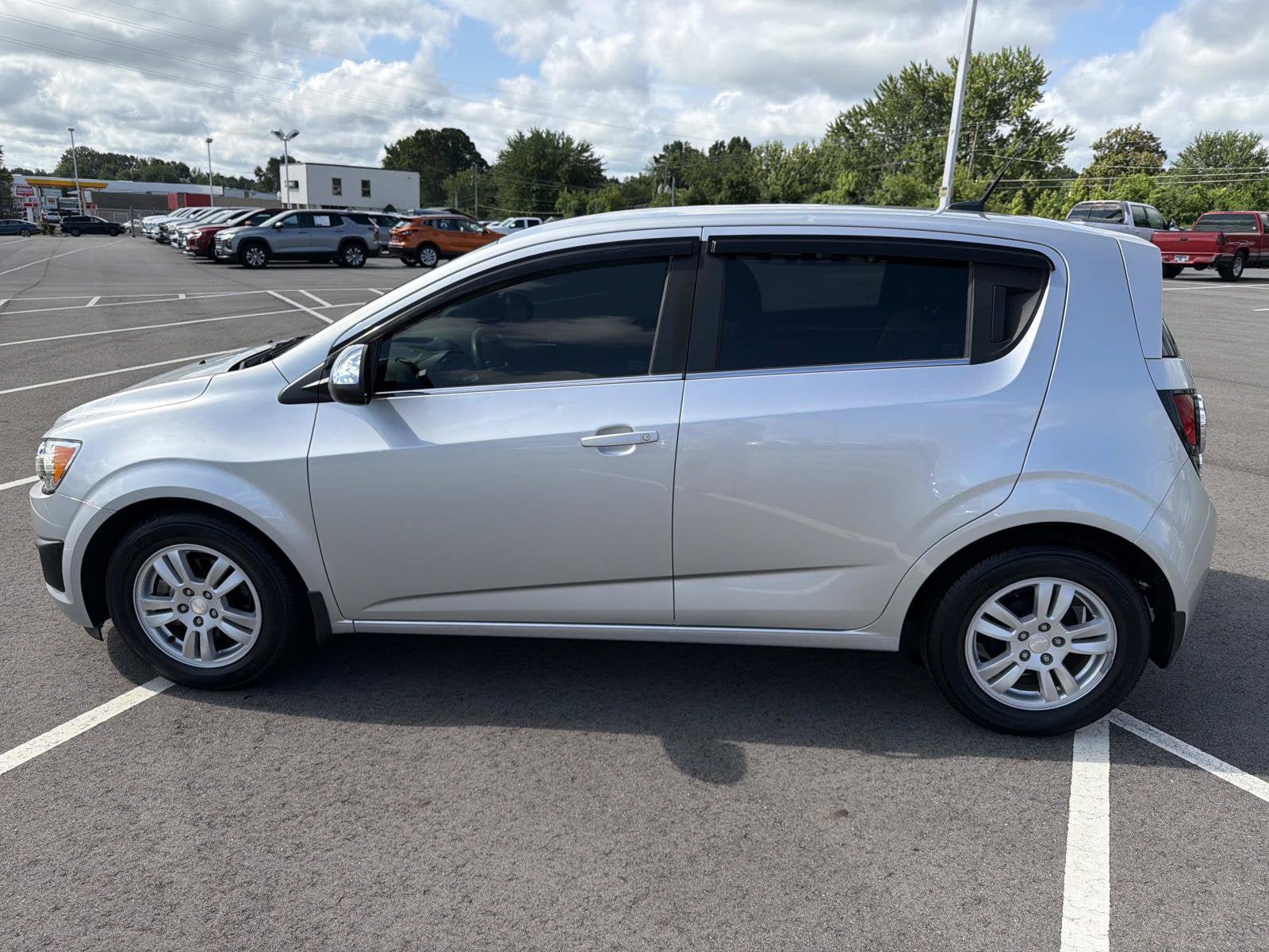 Certified 2013 Chevrolet Sonic LT FWD image 4