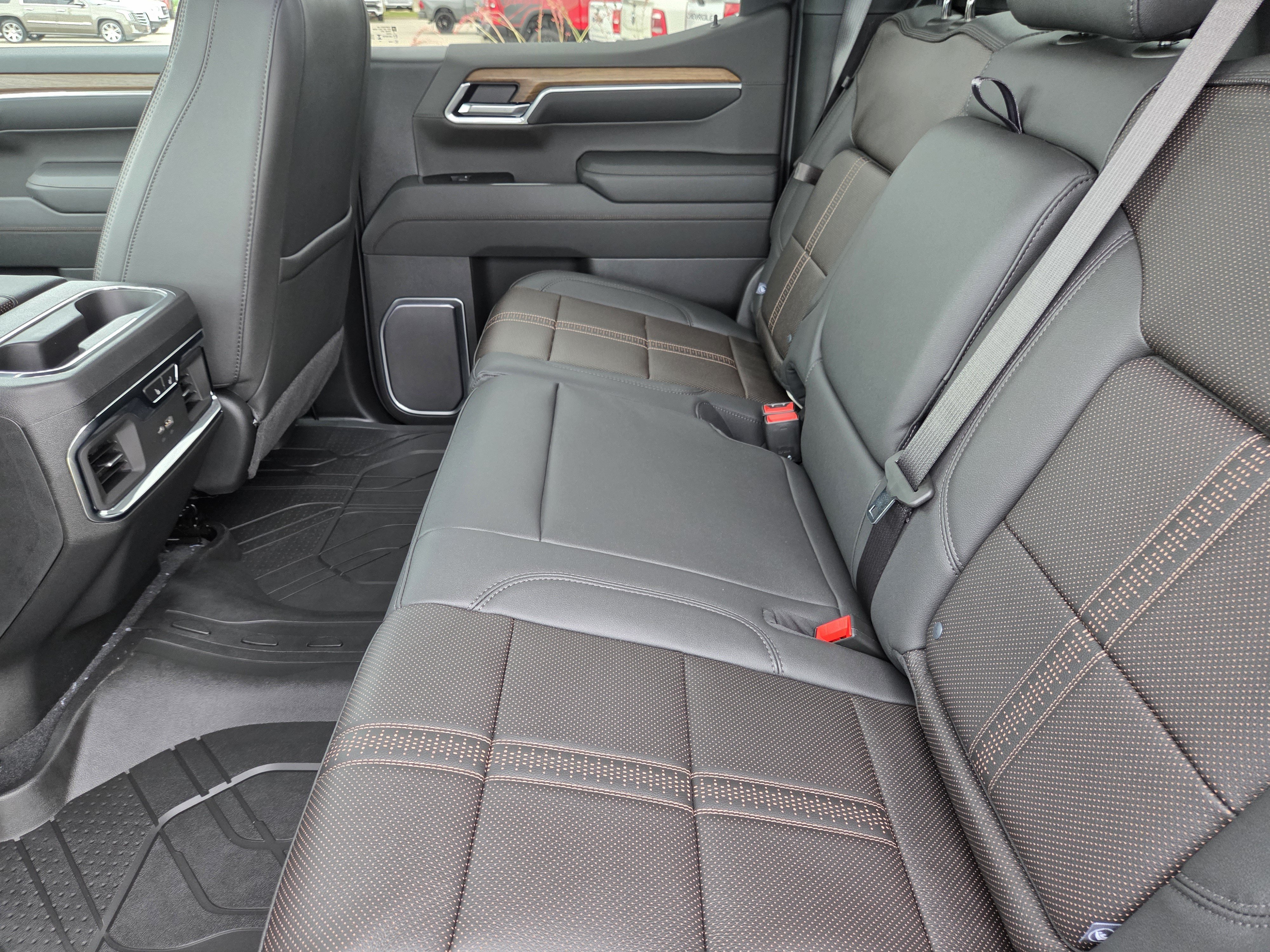 New 2026 Chevrolet Silverado 1500 High Country AWD/4WD image 24