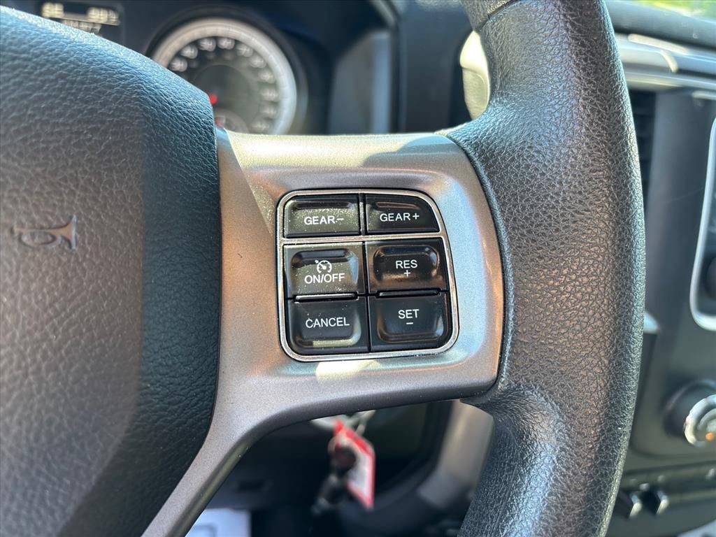 Used 2023 RAM 1500 Classic SLT w/ Protection Group AWD/4WD image 29