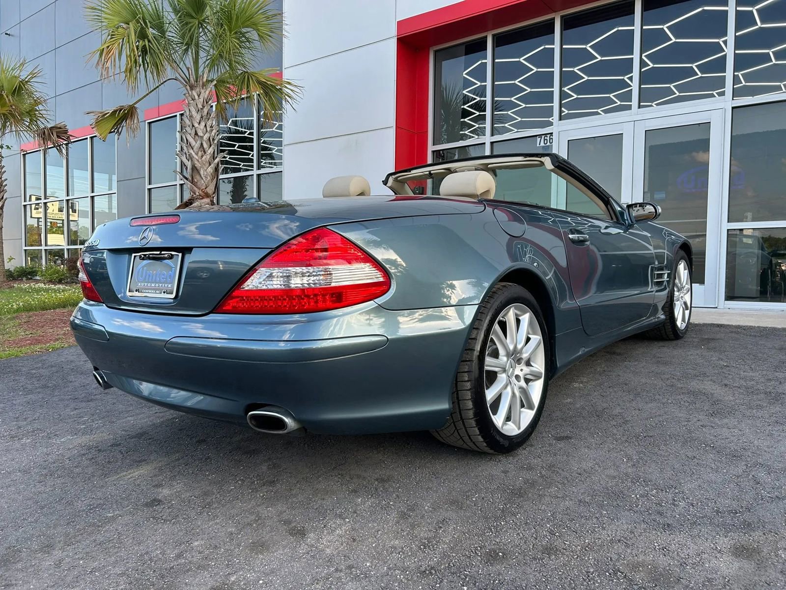 Used 2007 Mercedes-Benz SL 550 image 13