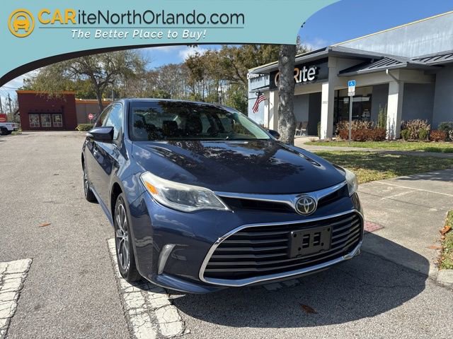 Used 2018 Toyota Avalon XLE image 1