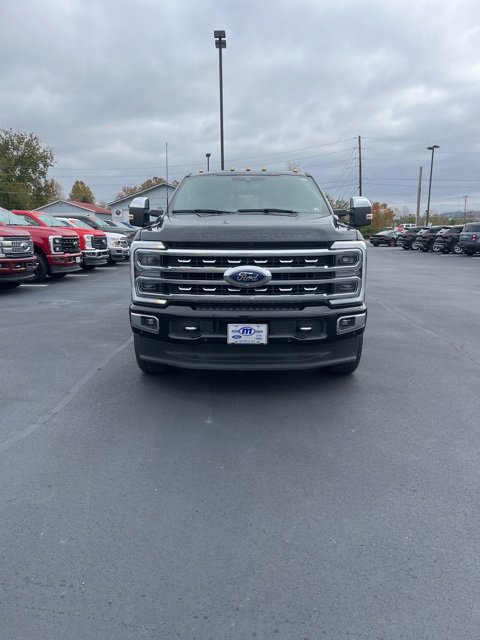 Used 2024 Ford F250 Platinum image 2