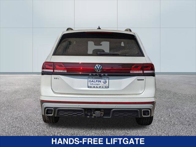New 2024 Volkswagen Atlas Peak Edition SEL image 5