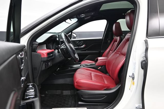 Used 2023 Lincoln Corsair Reserve w/ Equipment Group 202A AWD/4WD image 19