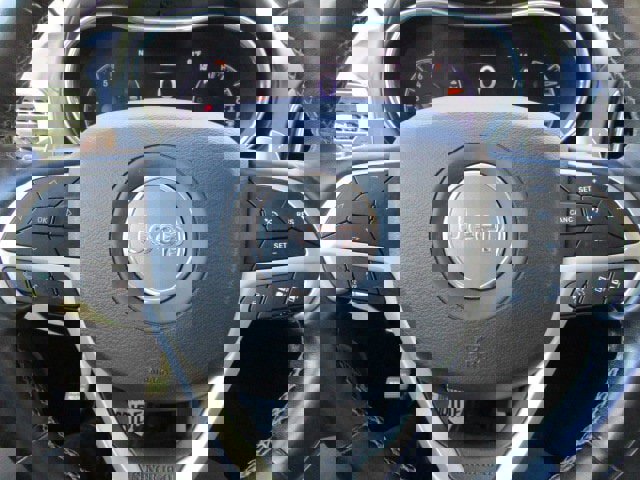 Used 2020 Jeep Grand Cherokee Summit w/ Platinum Series Group image 18