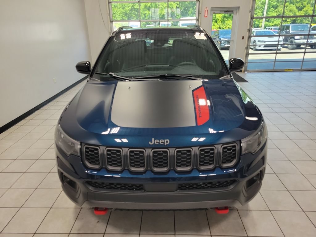 New 2026 Jeep Compass Trailhawk w/ Sun, Sound & Navigation Group AWD/4WD image 3