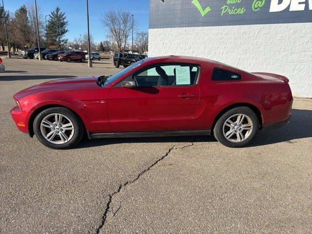 Used 2012 Ford Mustang Coupe image 2