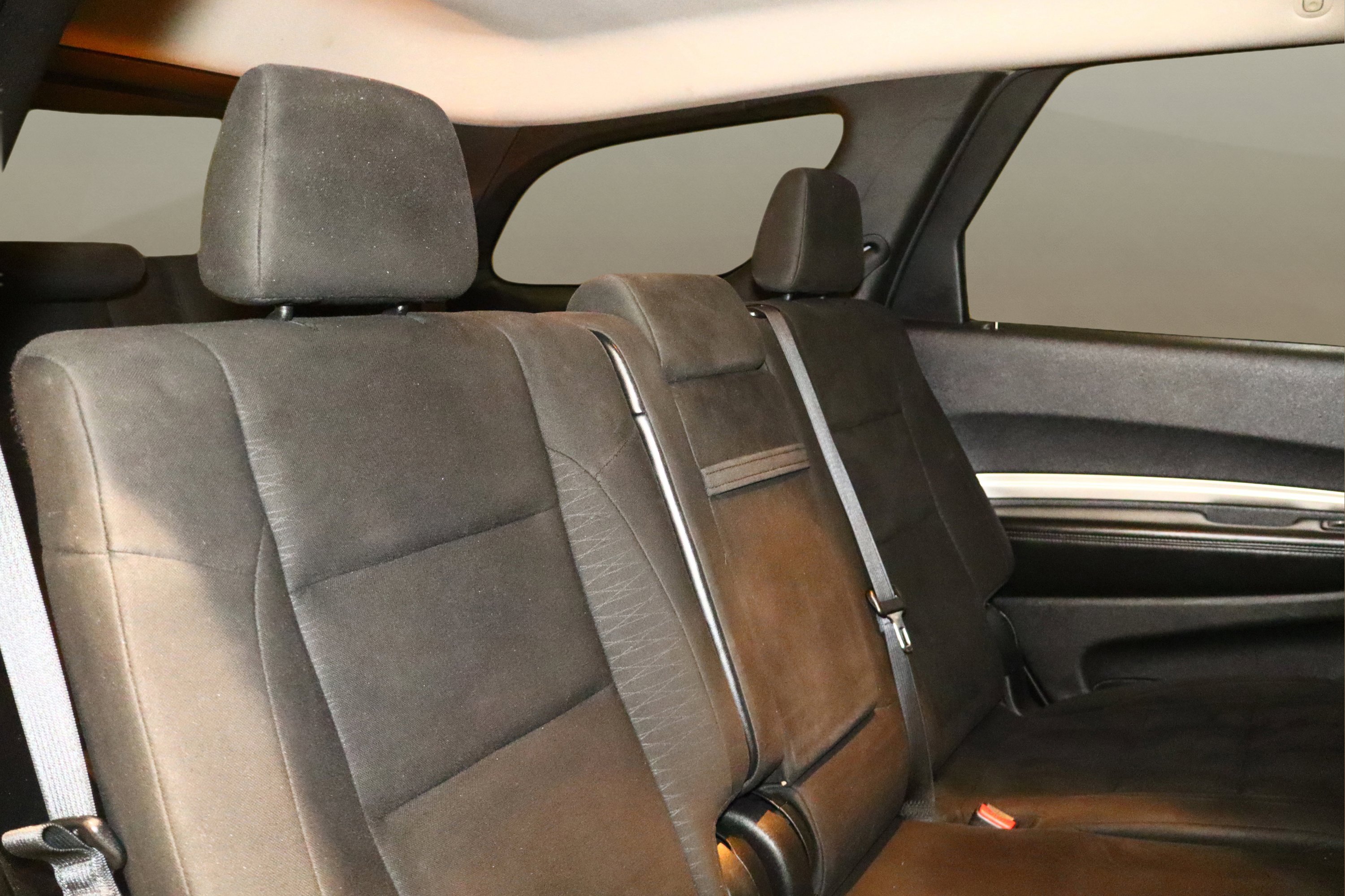 Used 2018 Dodge Durango SXT w/ 3rd Row Seating Group image 20