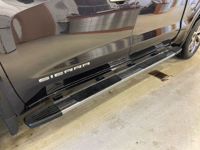 New 2026 GMC Sierra 1500 SLT w/ SLT Convenience Package image 17