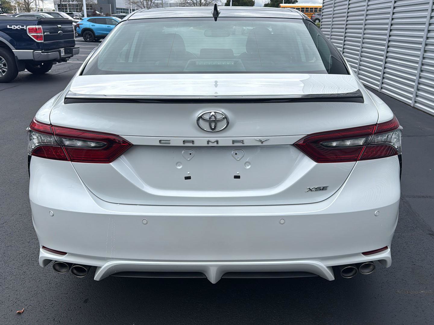 Used 2021 Toyota Camry XSE w/ Navigation Package FWD image 12