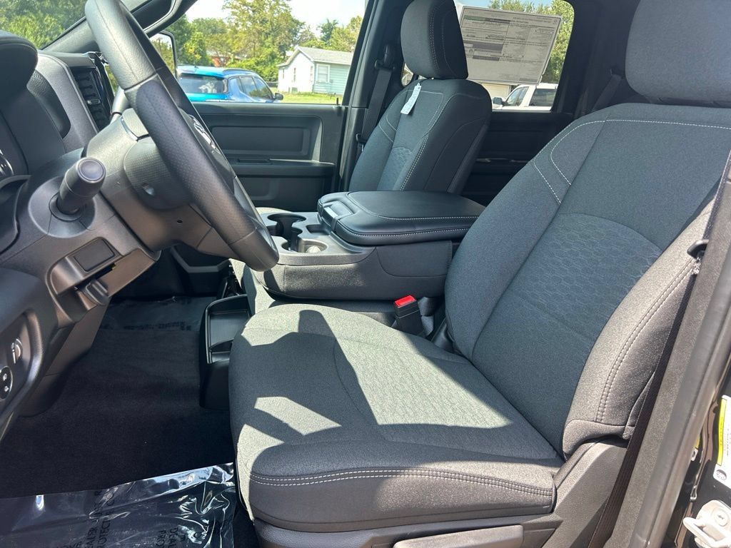 New 2027 RAM 3500 Tradesman AWD/4WD image 10
