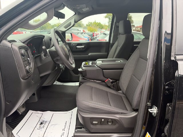 New 2026 Chevrolet Silverado 1500 Custom w/ Turbomax Blackout Package AWD/4WD image 9