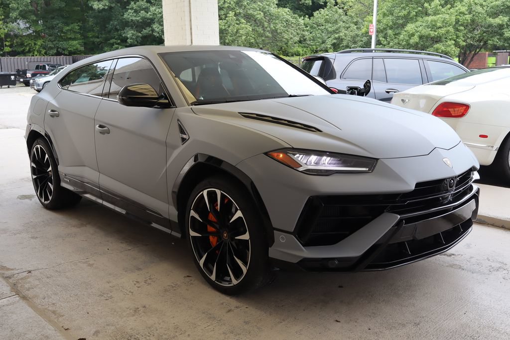 Used 2024 Lamborghini Urus S AWD/4WD image 3