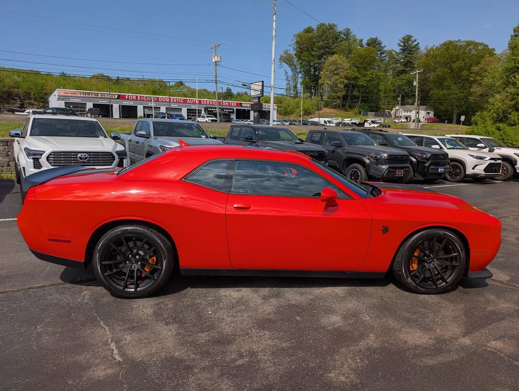 Used 2023 Dodge Challenger SRT Hellcat RWD image 9