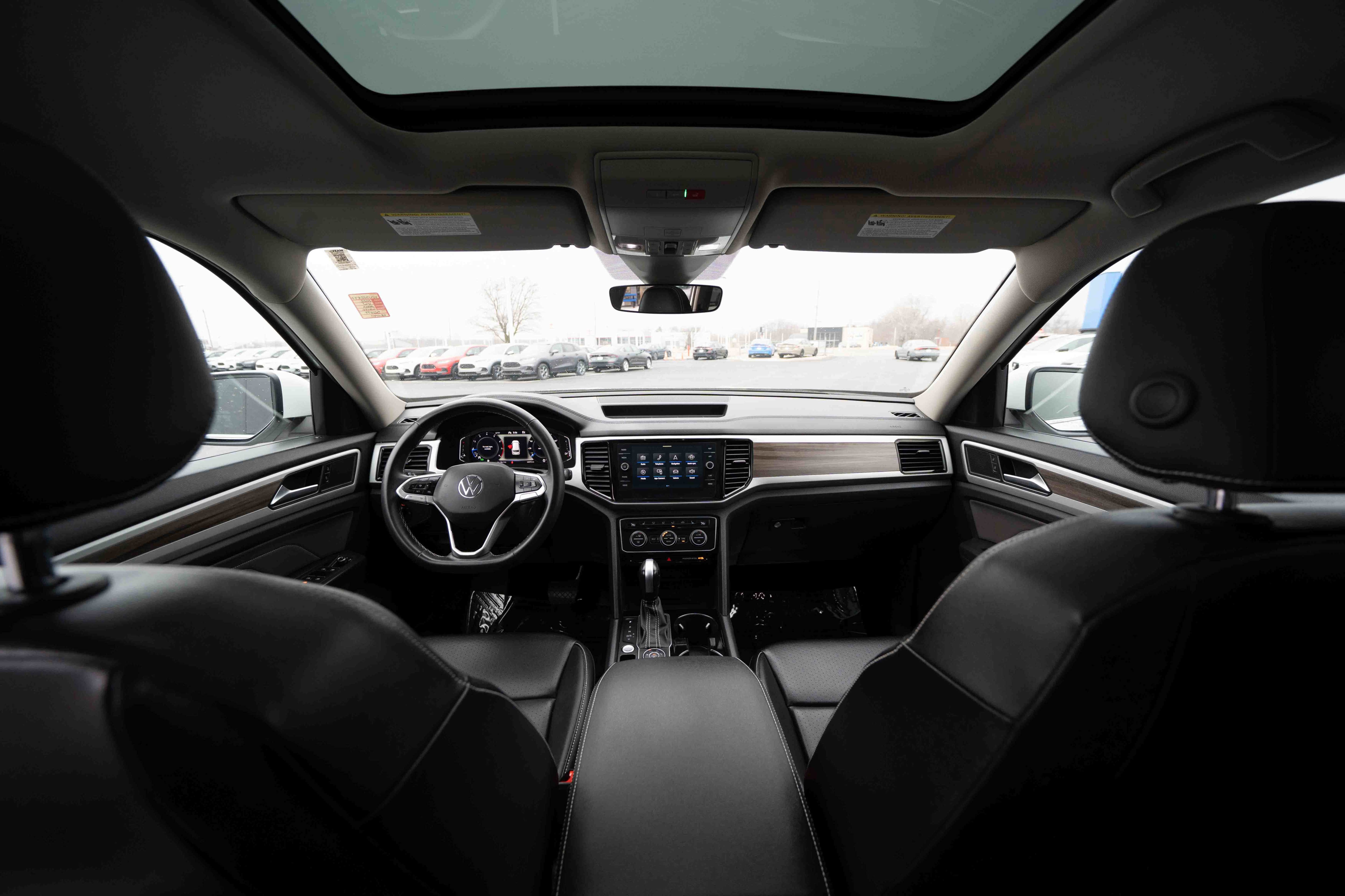 Used 2022 Volkswagen Atlas SEL image 19