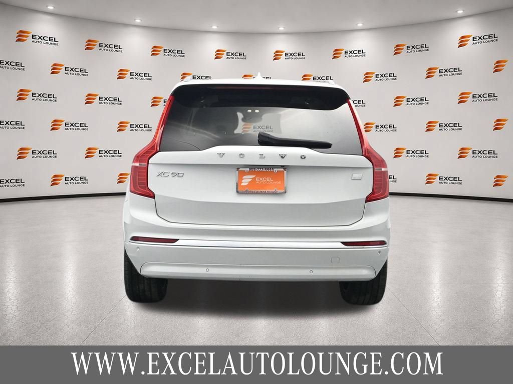 Used 2024 Volvo XC90 T8 Plus AWD/4WD image 4